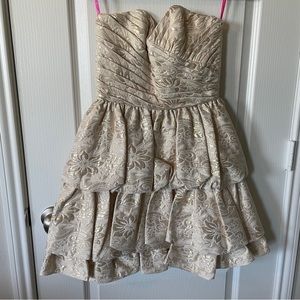 Betsey Johnson strapless mini dress champagne gold jacquard design size 4